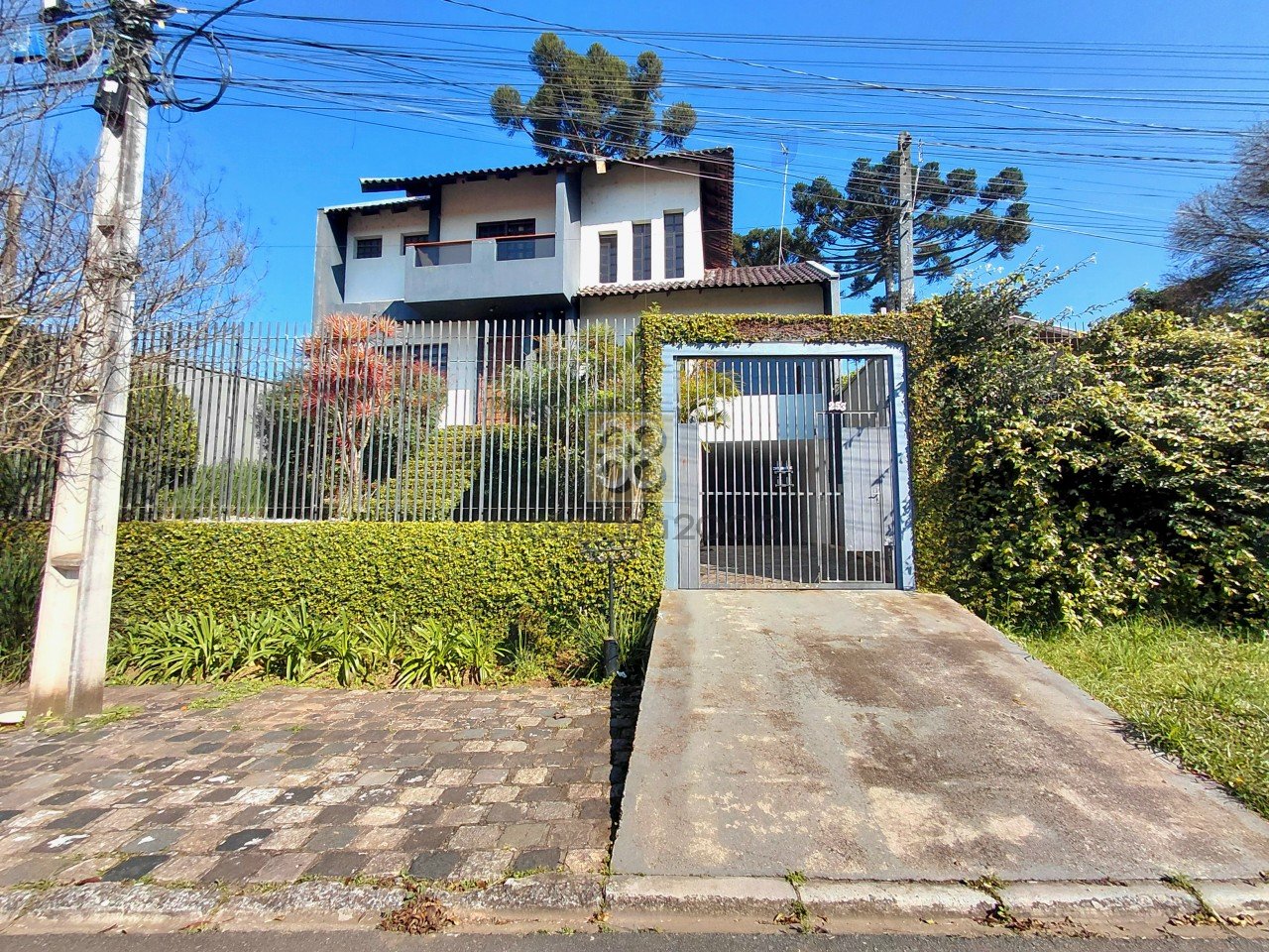 Casa no Santa Cândida
